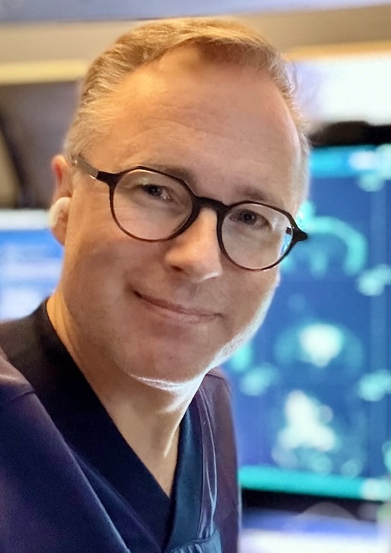 Fredrik Strand 2025_800x1131px 72dpi