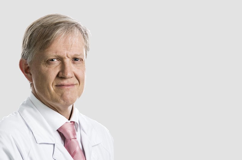 Per Karlsson foto Sahlgrenska Akademien liggande.jpg