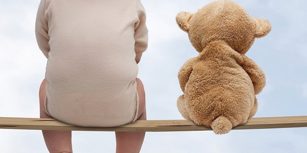 Teddy_bear_Sky_Boys_Human_back_Sitting_516623_1080x1920