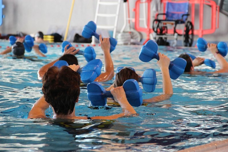 swim-3287239_1280